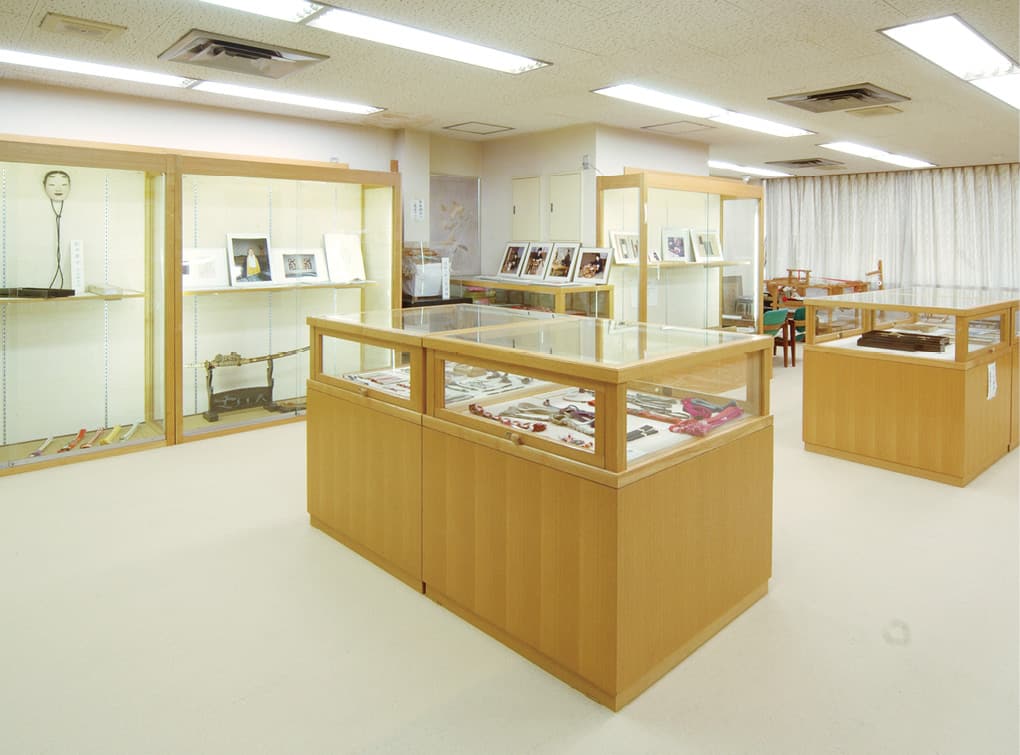 photo:Adachi Kumihimo Gallery