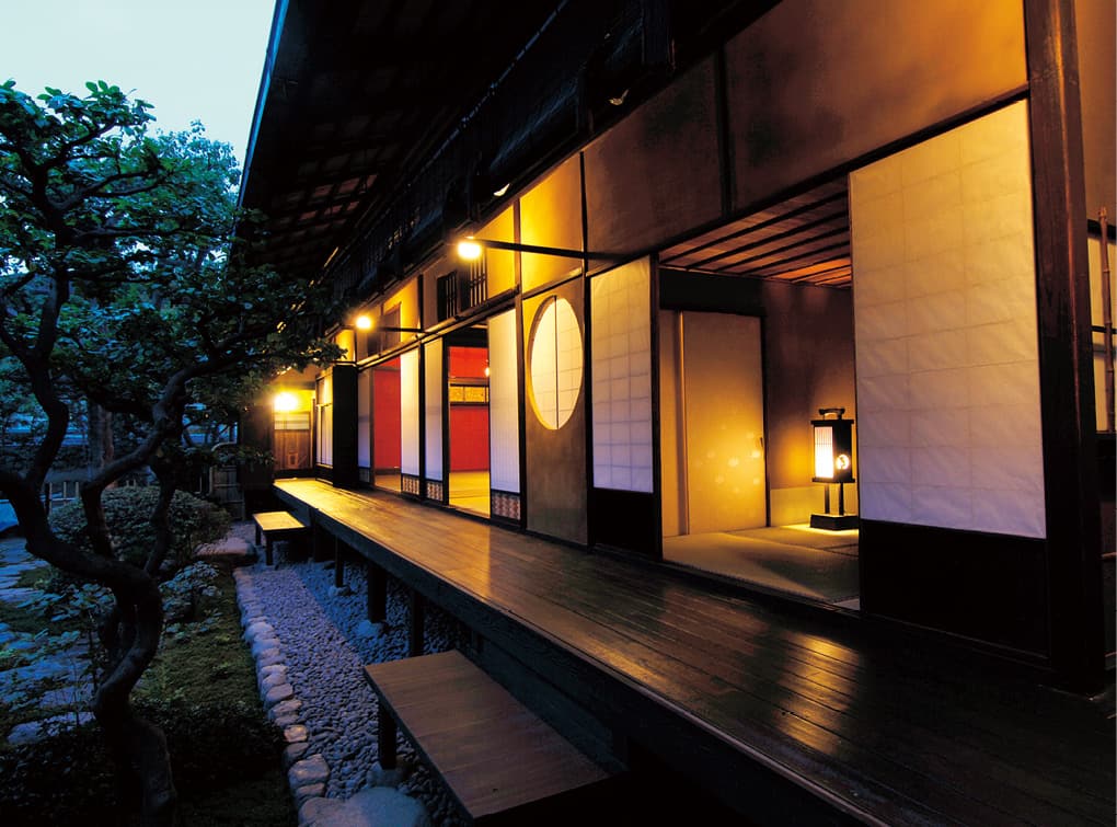 photo:Kyoto Seishu Netsuke Art Museum