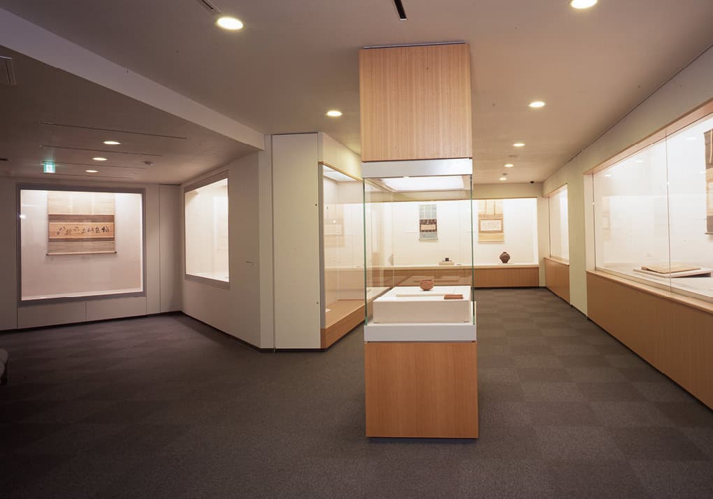 photo:Chado Research Center Gallery & Konnichian Library